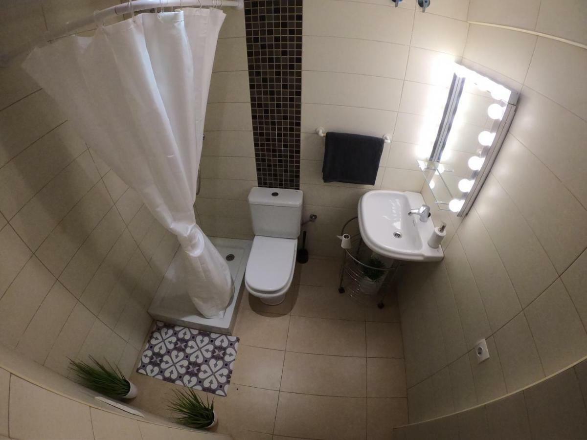 Apartamento A Primera Linea De Mar En Platja D'Aro Ngoại thất bức ảnh
