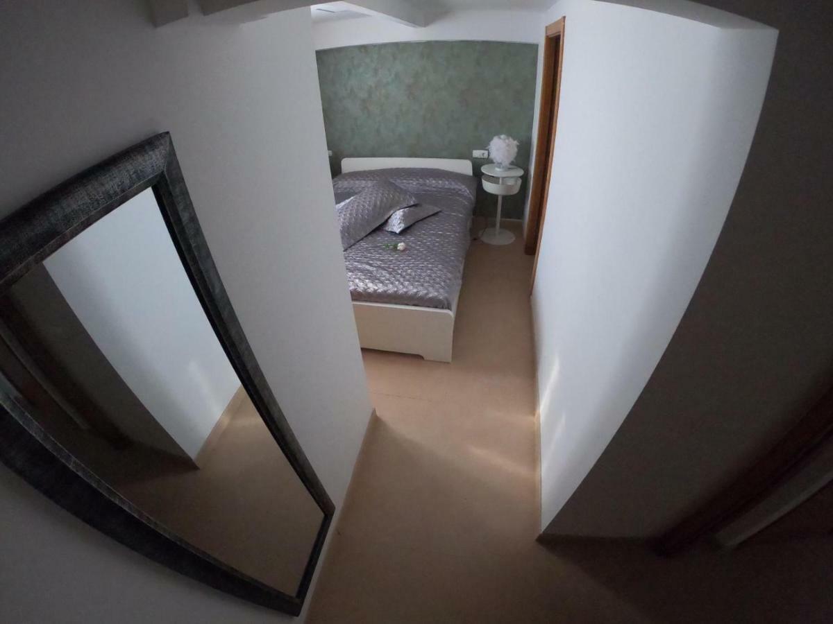 Apartamento A Primera Linea De Mar En Platja D'Aro Ngoại thất bức ảnh